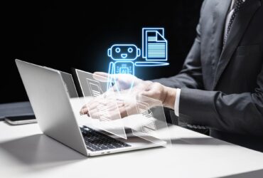 Professionnel travaillant sur les usages de l’intelligence artificielle